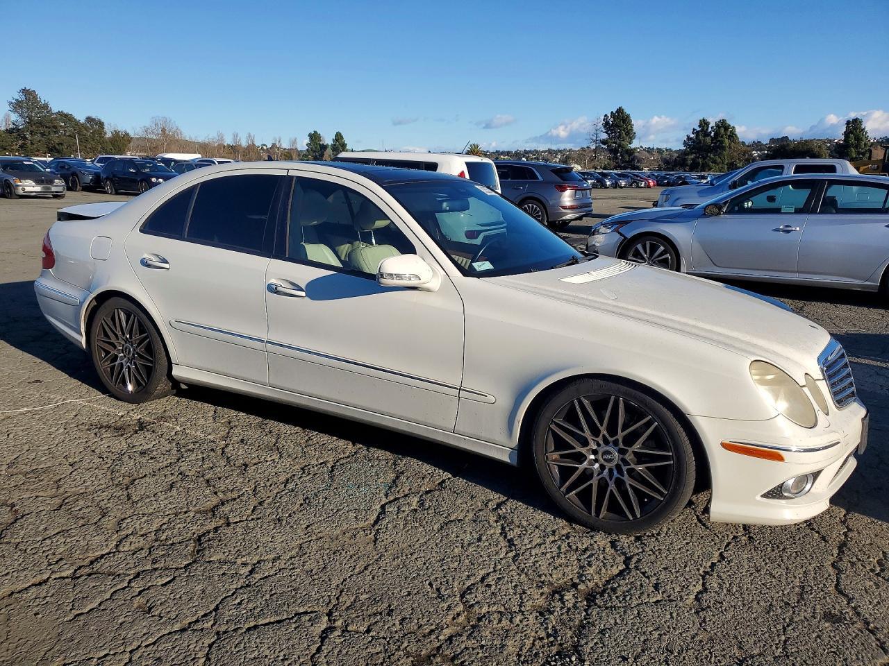 2008 MERCEDES-BENZ E-Class