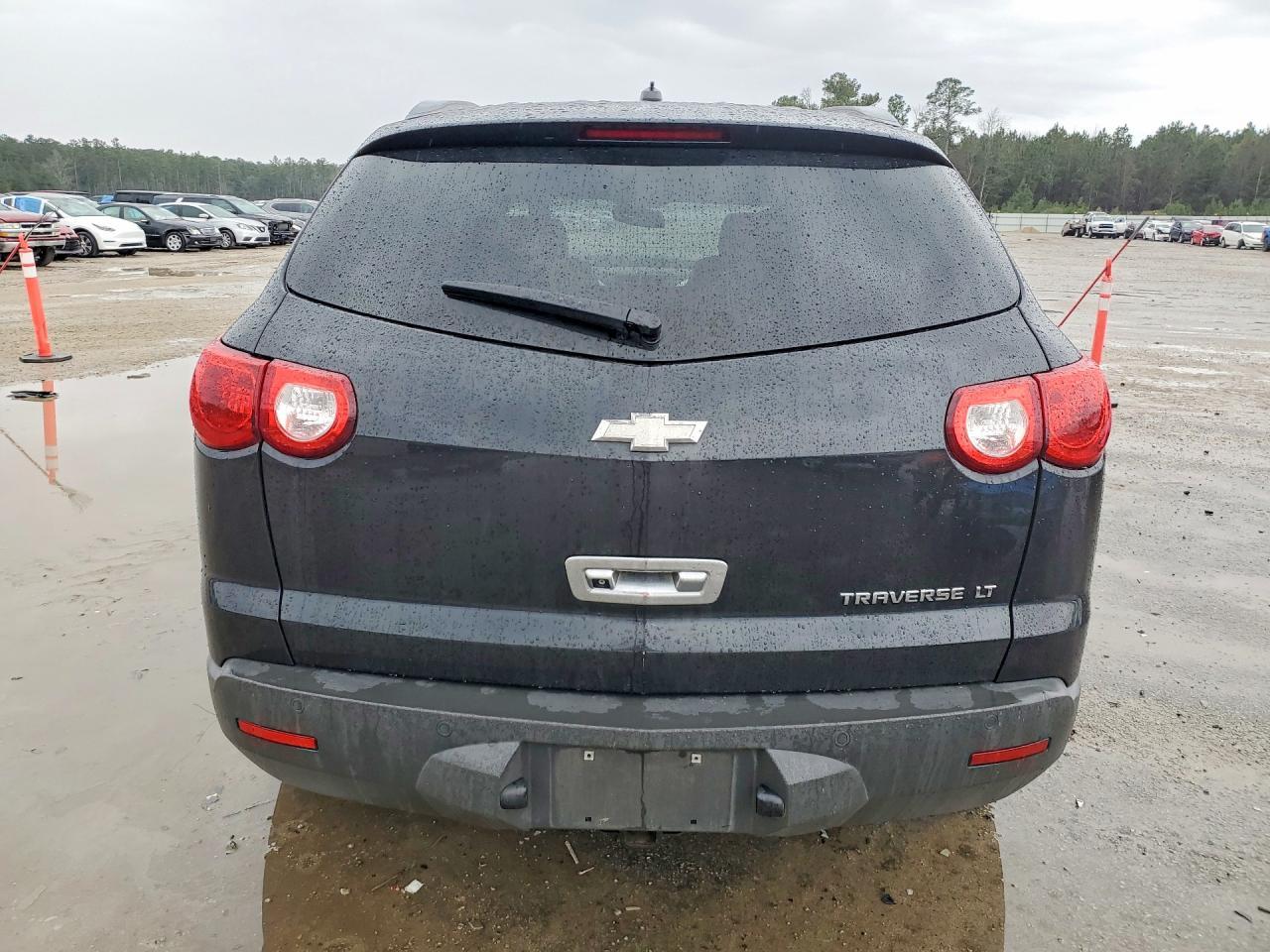 2011 CHEVROLET TRAVERSE