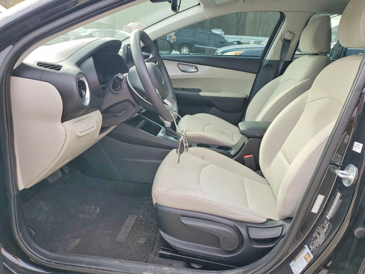 2023 KIA FORTE