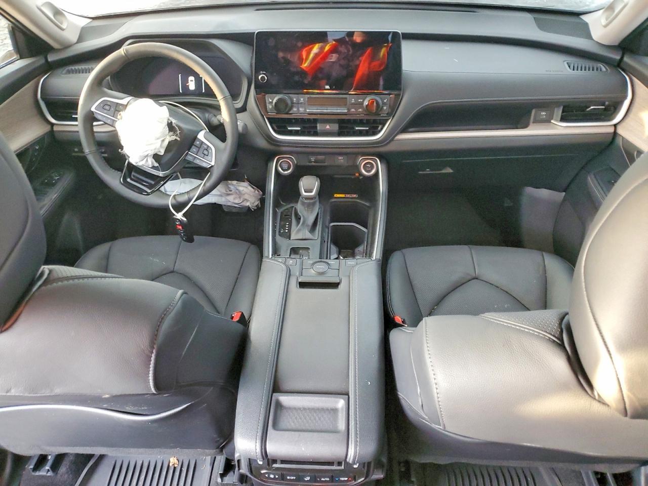 2026 TOYOTA HIGHLANDER