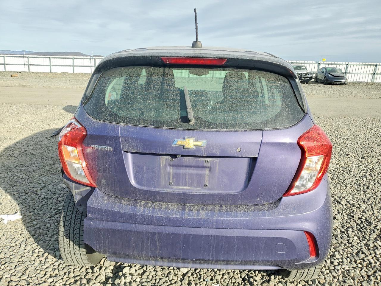 2017 CHEVROLET Spark
