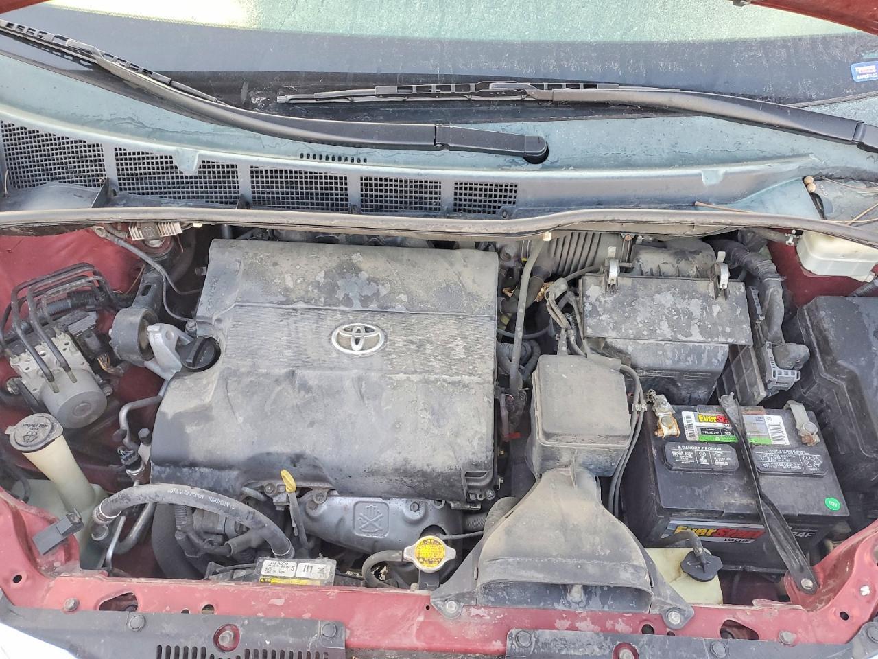 2014 TOYOTA SIENNA