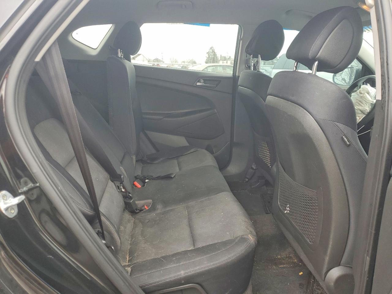 2016 HYUNDAI TUCSON