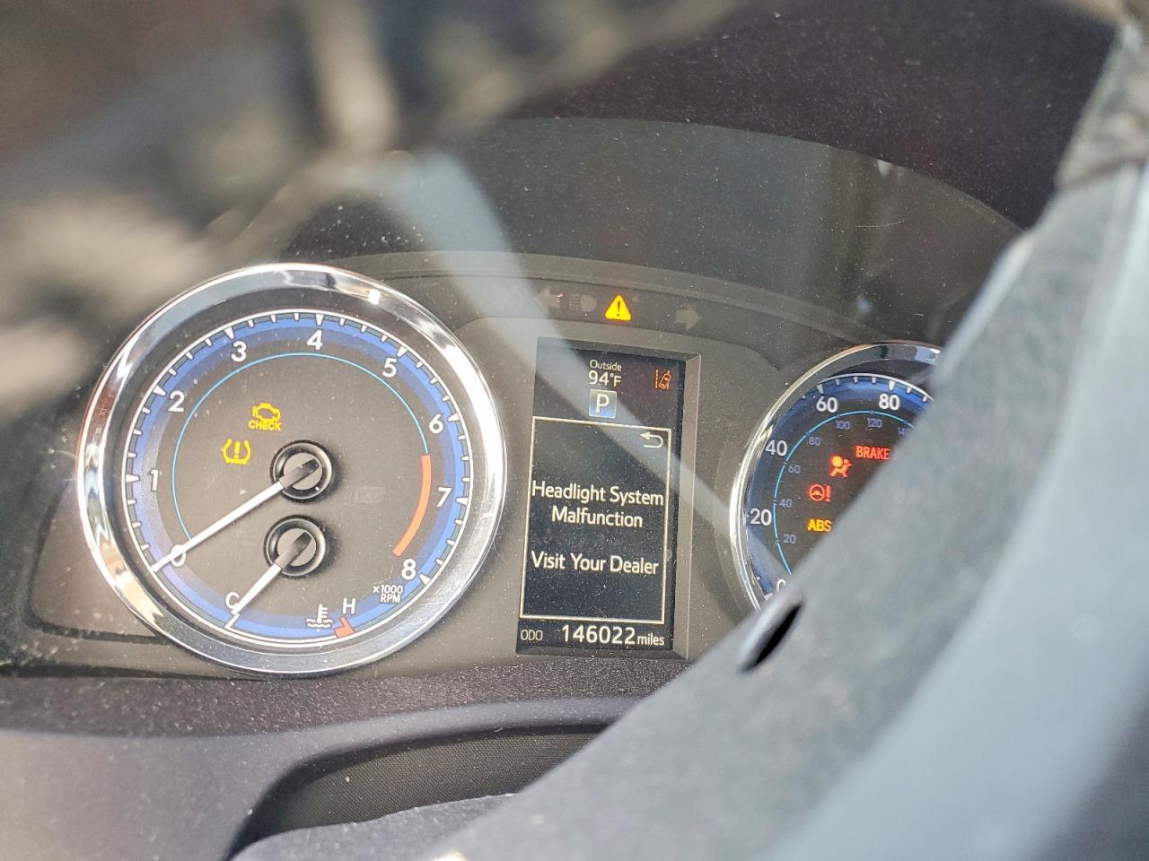 2018 TOYOTA COROLLA