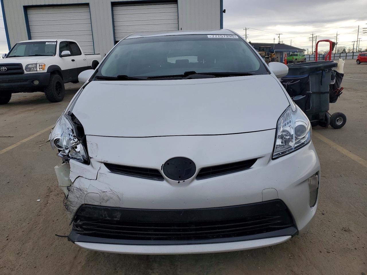 2013 TOYOTA PRIUS