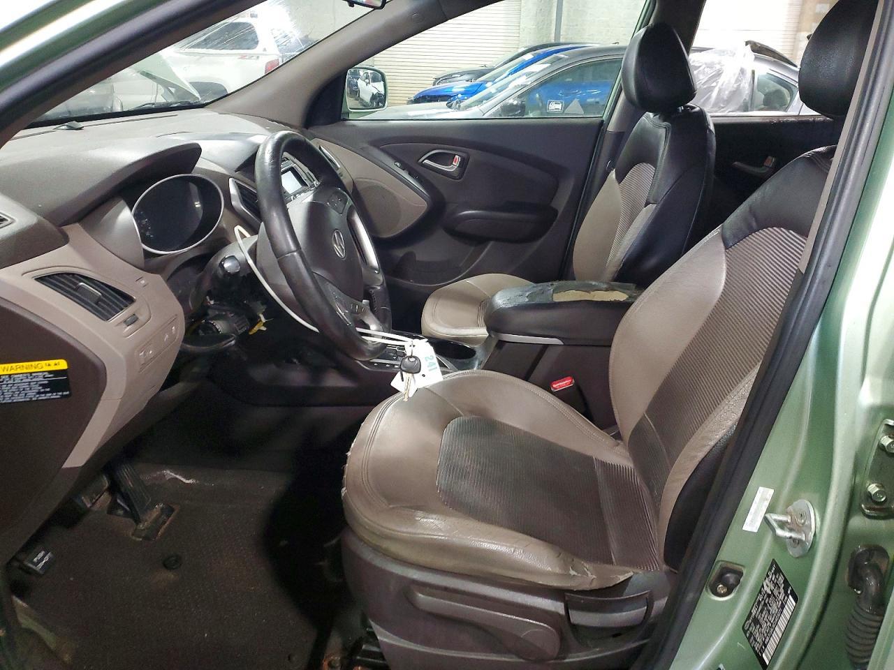2012 HYUNDAI TUCSON
