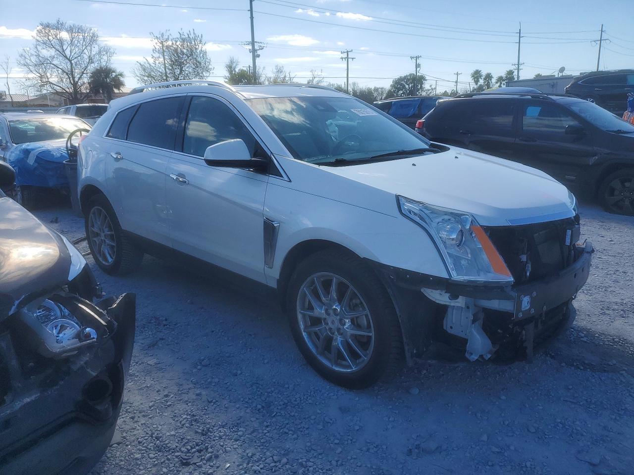 2013 CADILLAC SRX