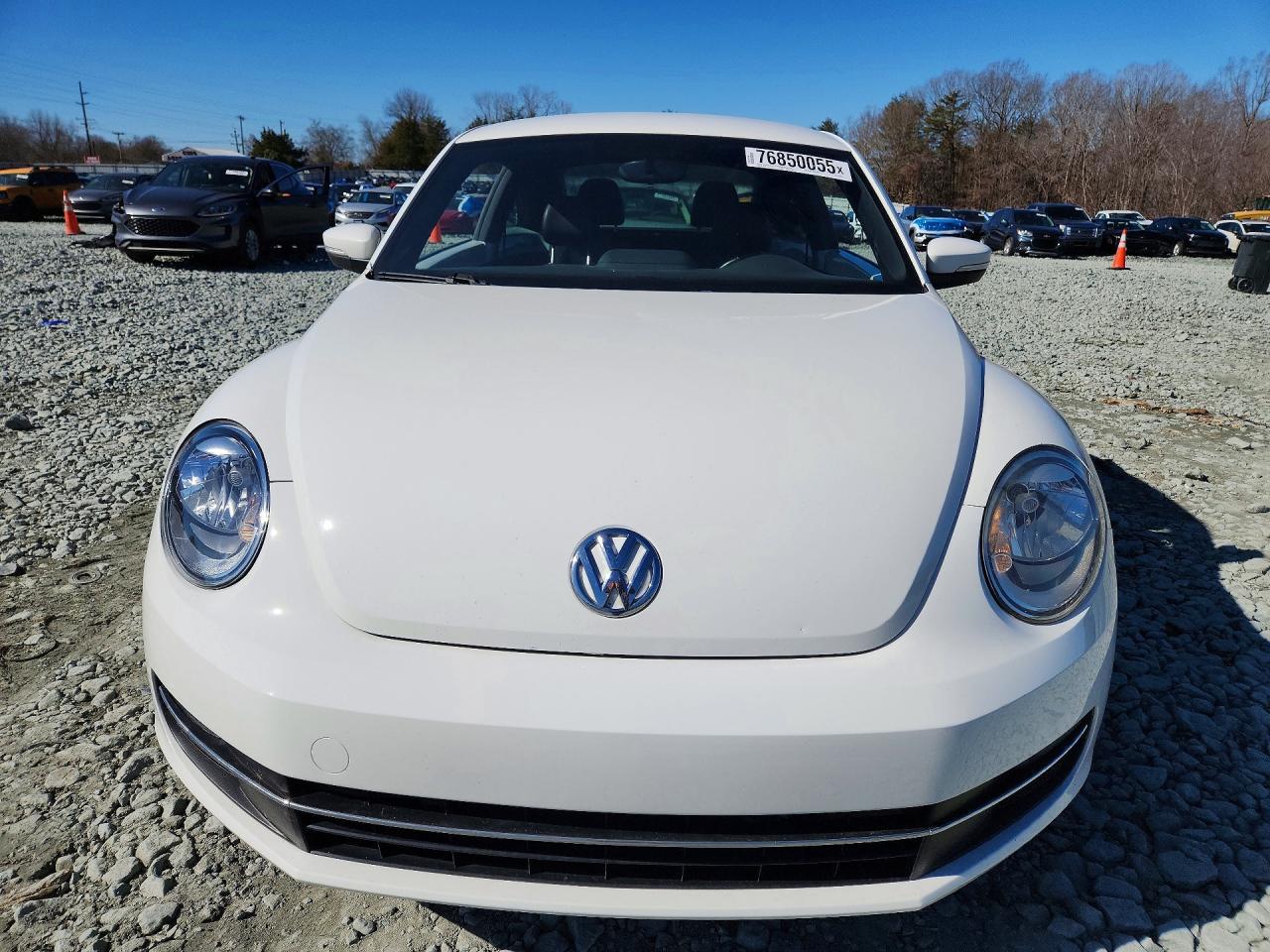 2014 VOLKSWAGEN Beetle