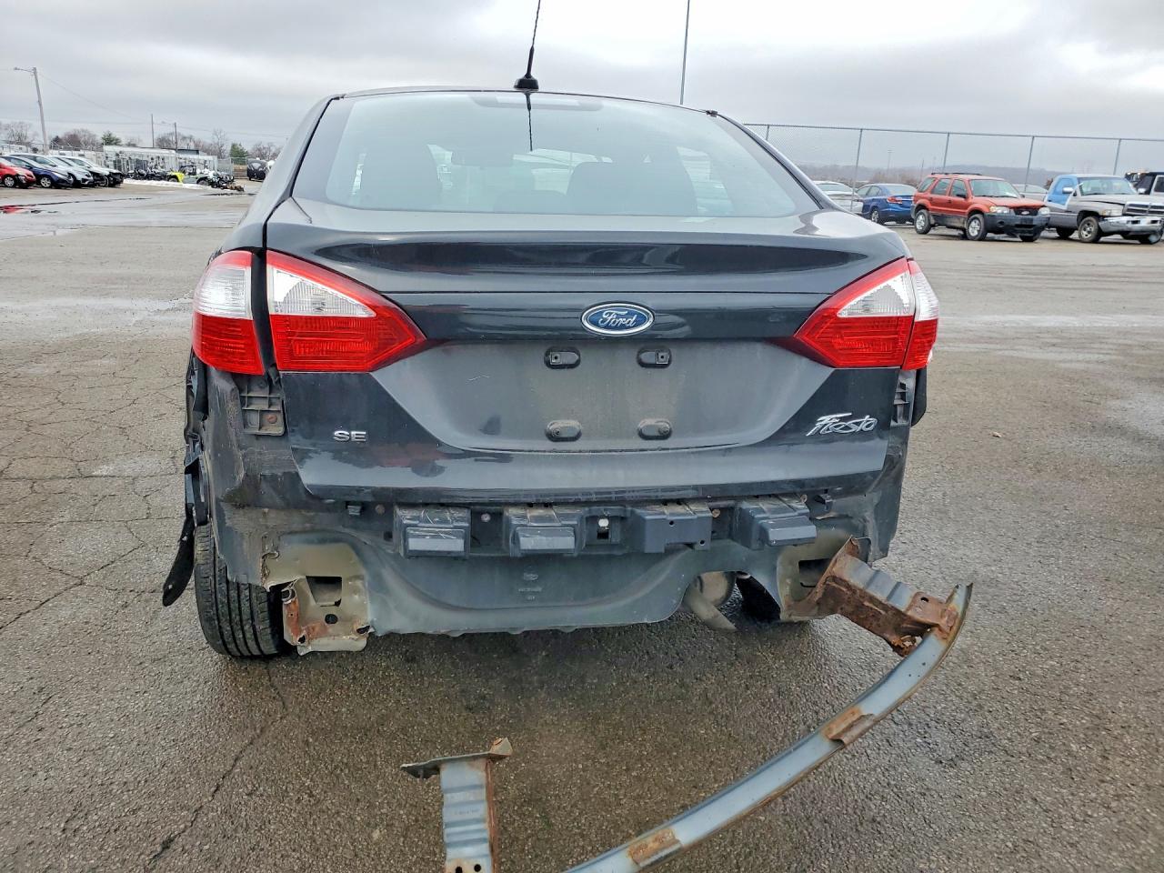 2015 FORD Fiesta