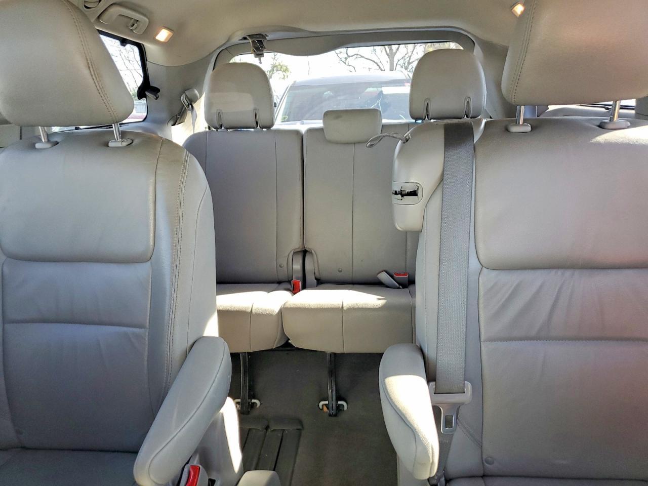 2018 TOYOTA SIENNA
