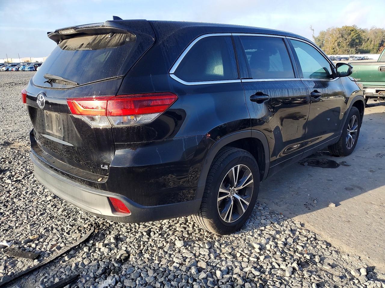2018 TOYOTA HIGHLANDER
