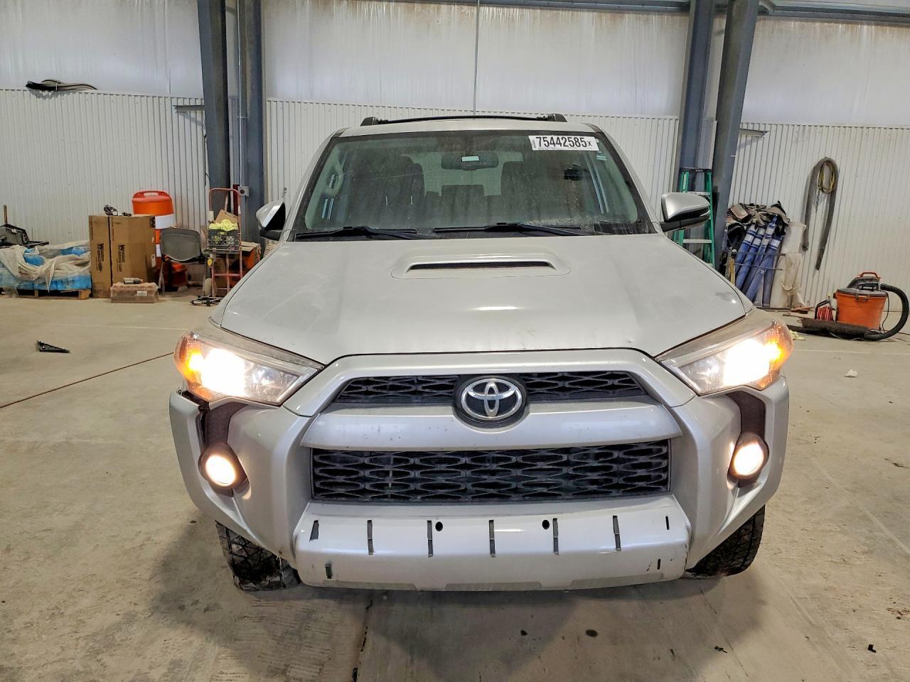 2016 TOYOTA 4Runner