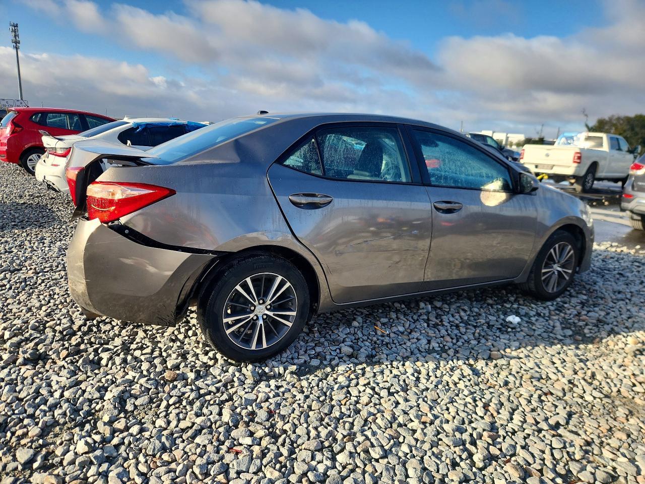 2018 TOYOTA COROLLA
