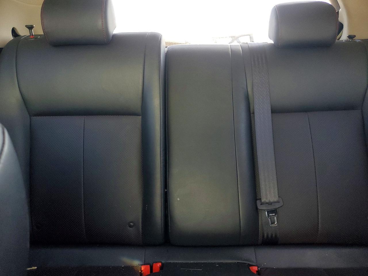 2012 NISSAN Juke