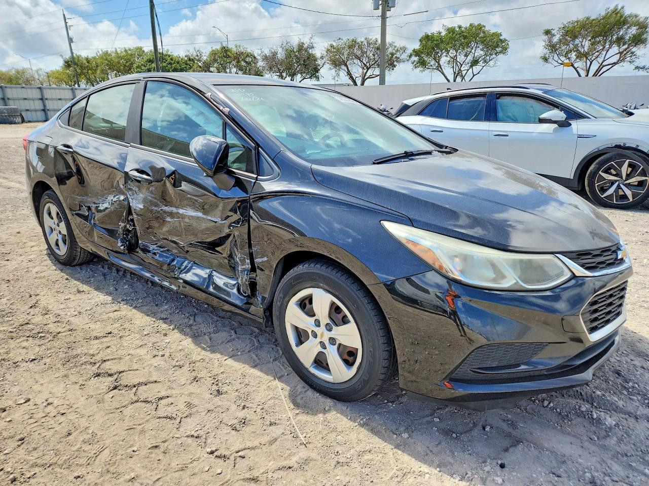 2017 CHEVROLET CRUZE