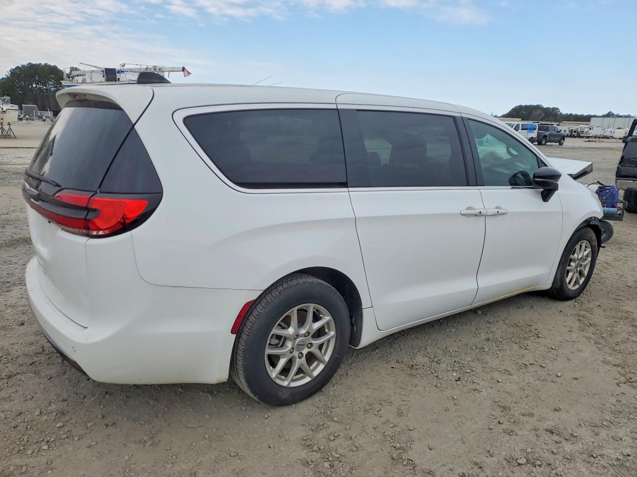2025 CHRYSLER Pacifica