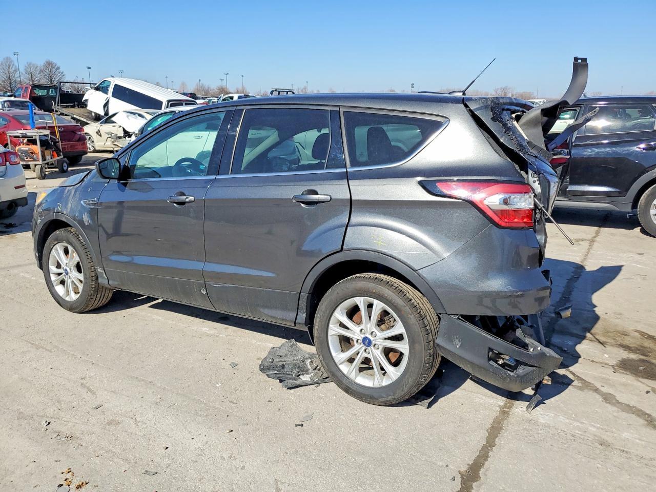 2017 FORD ESCAPE