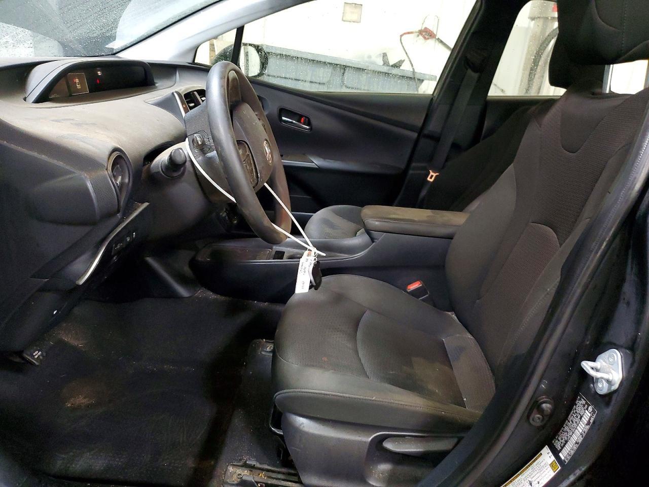 2019 TOYOTA PRIUS