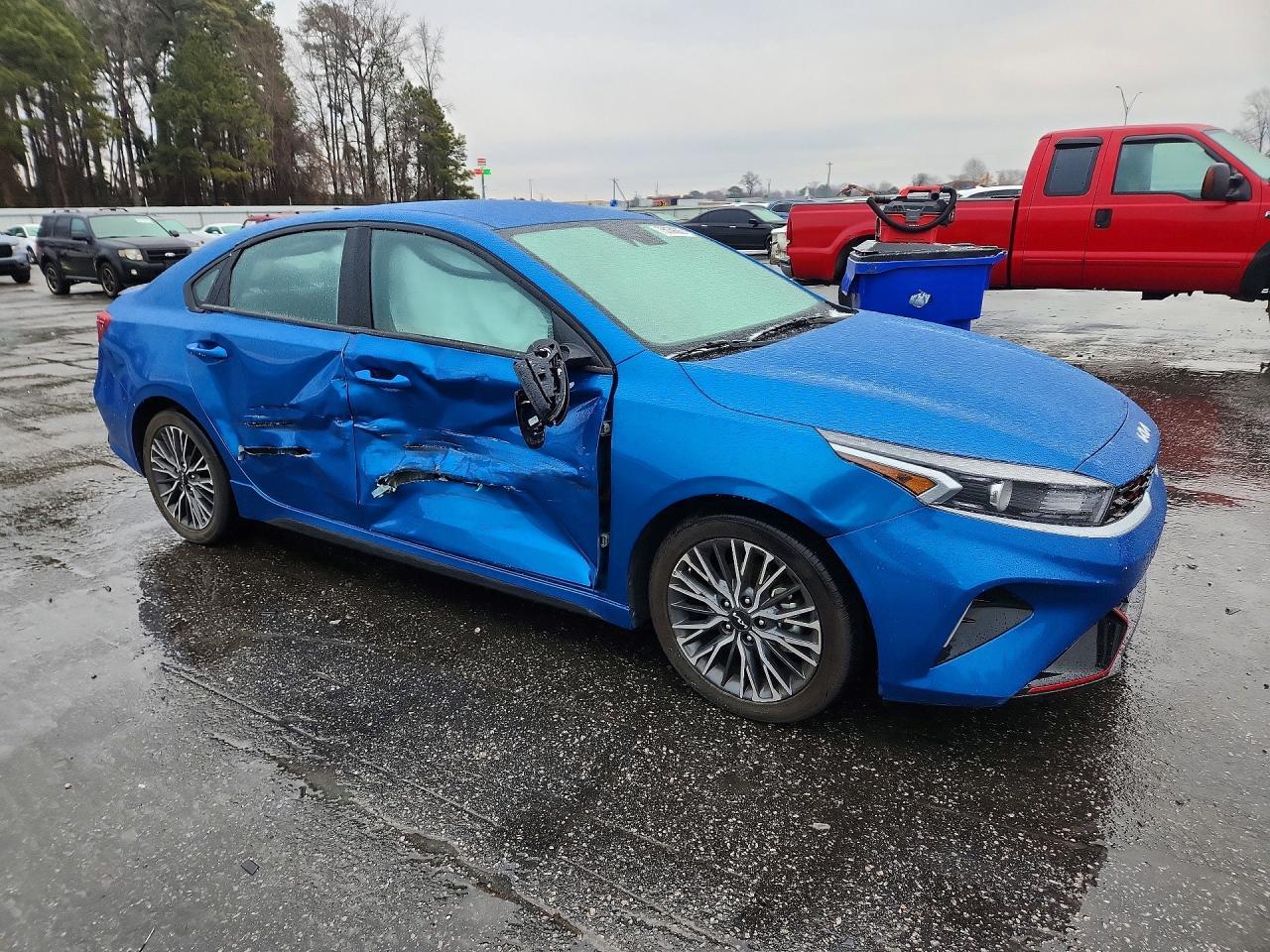 2023 KIA FORTE