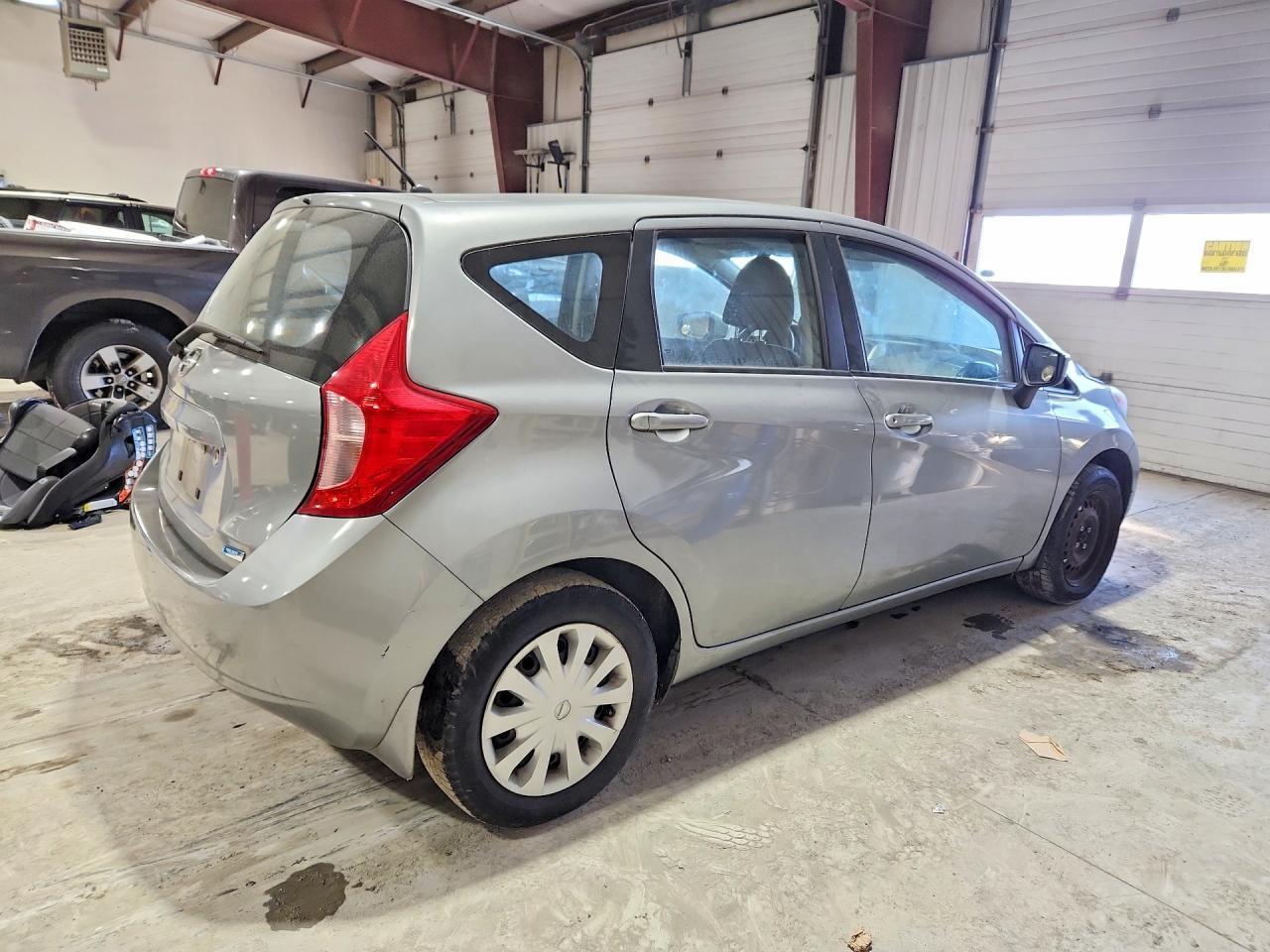 2015 NISSAN Versa Note