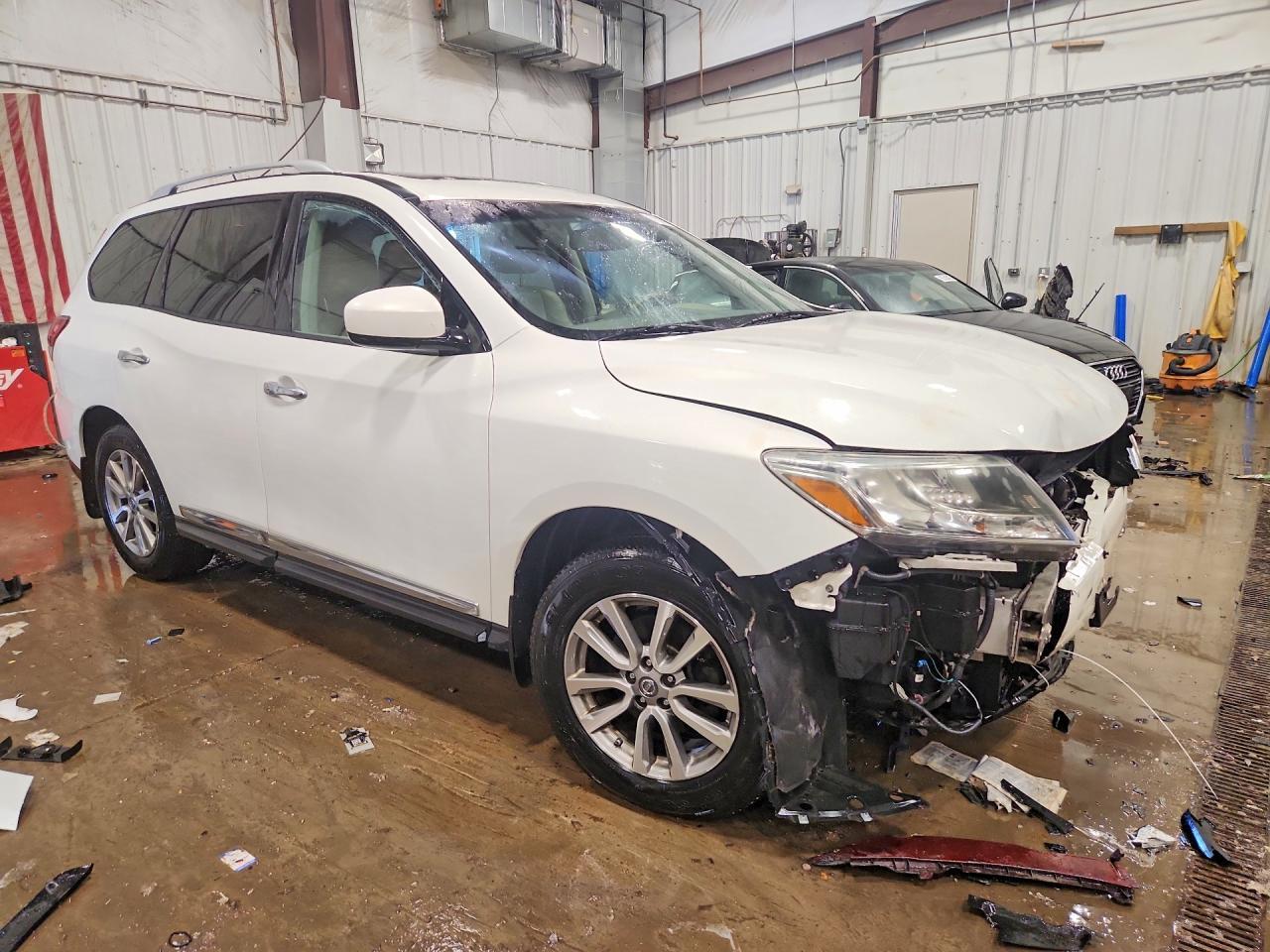 2014 NISSAN PATHFINDER