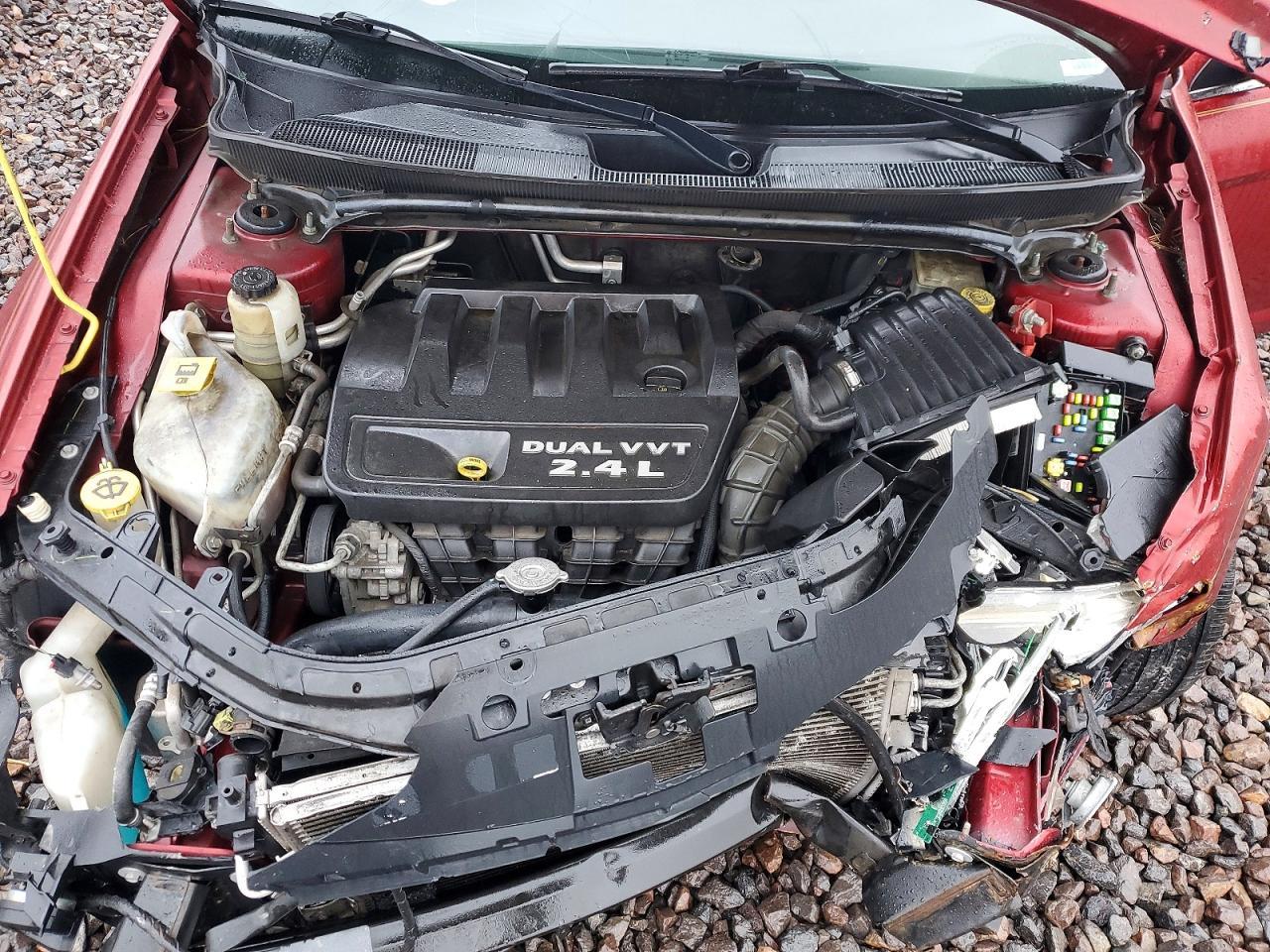 2011 CHRYSLER 200