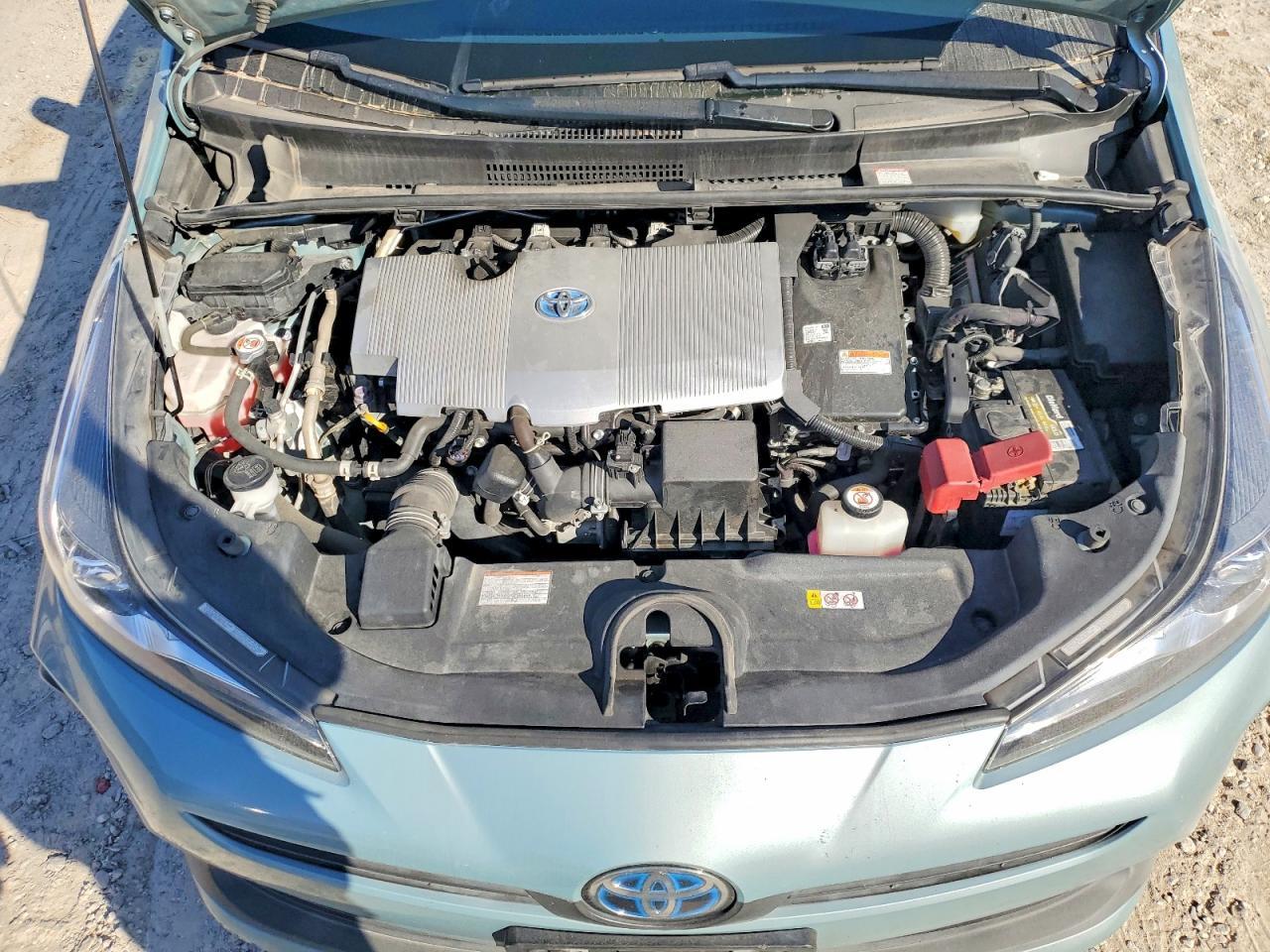 2022 TOYOTA PRIUS