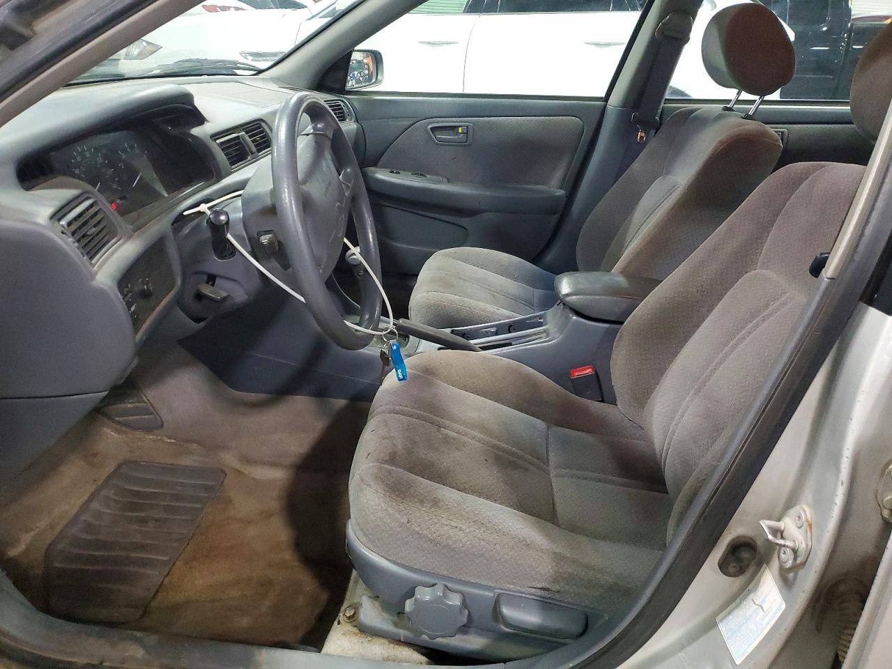 2001 TOYOTA CAMRY