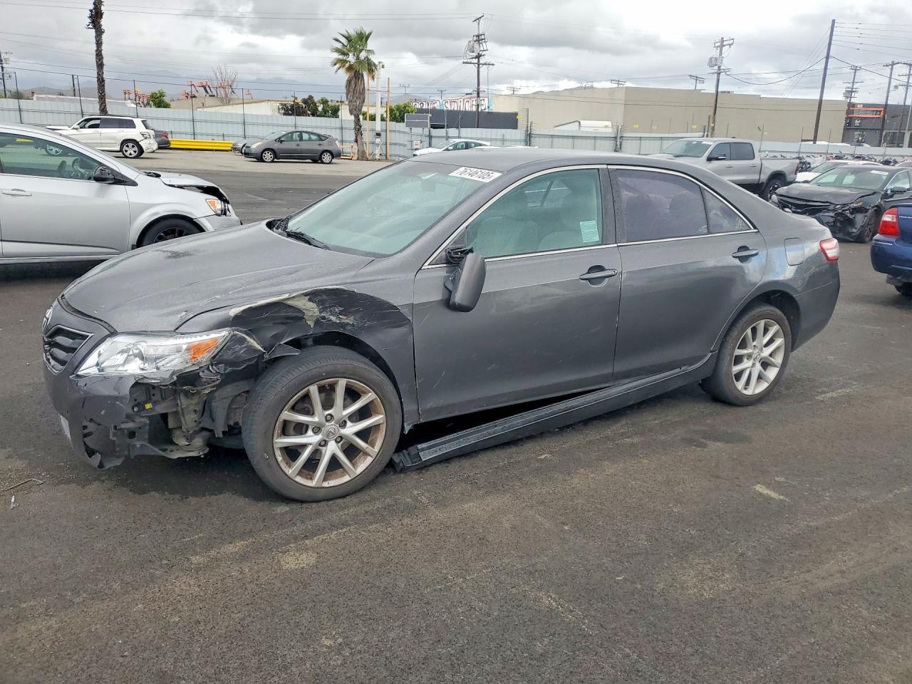 2010 TOYOTA CAMRY