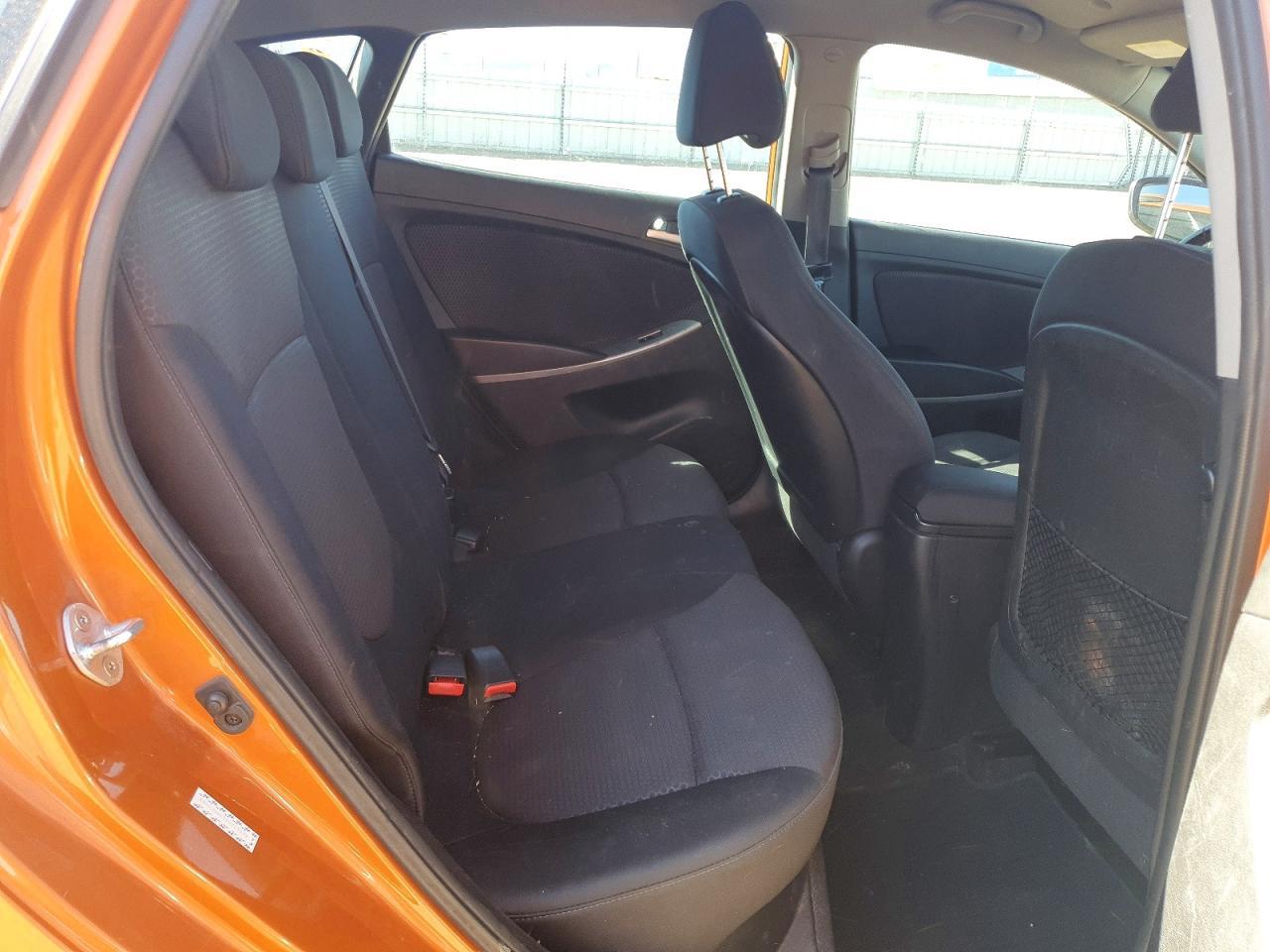 2015 HYUNDAI ACCENT