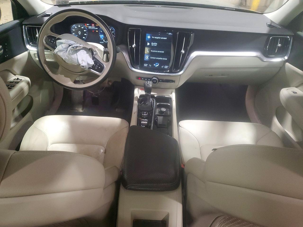 2020 VOLVO S60