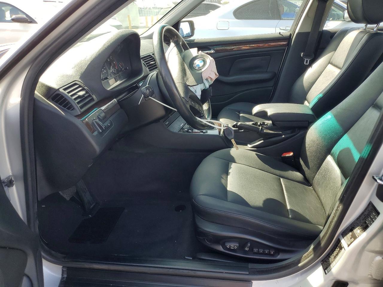 2002 BMW 3 SERIES