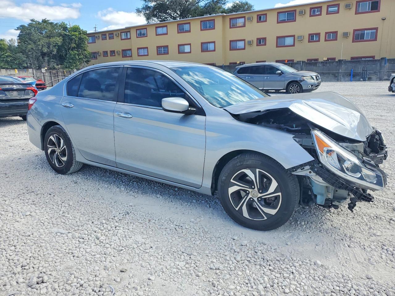 2017 HONDA ACCORD