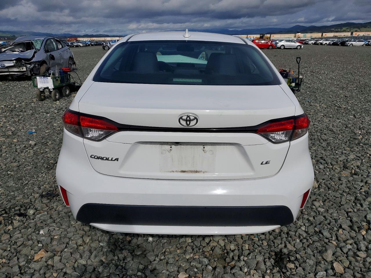 2021 TOYOTA COROLLA