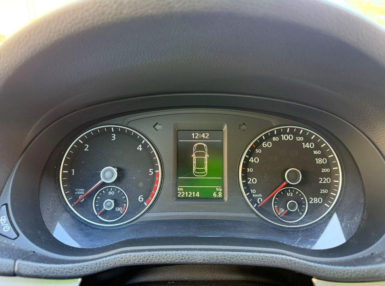 2014 VOLKSWAGEN Passat