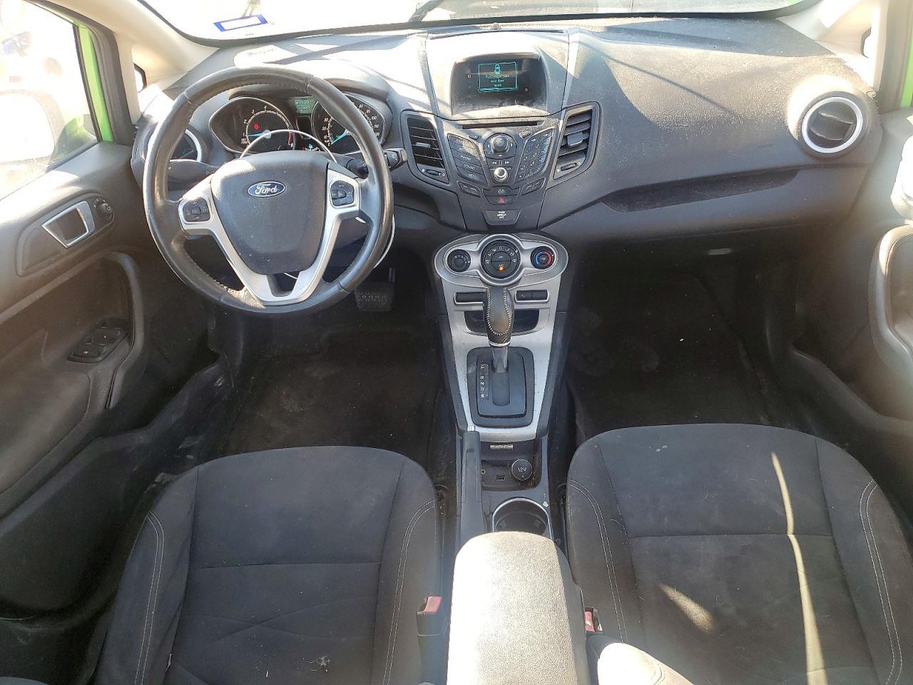 2015 FORD Fiesta