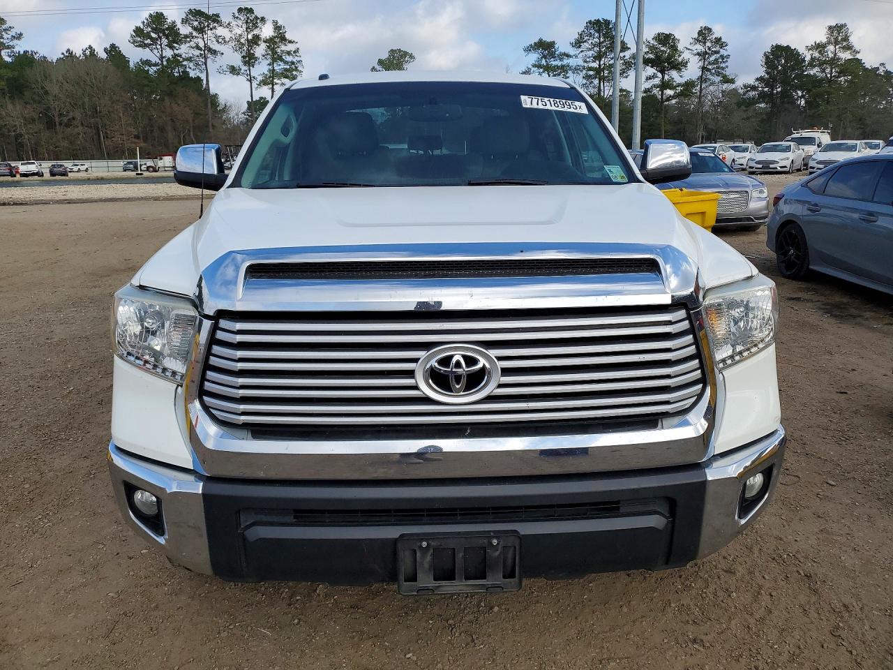 2016 TOYOTA TUNDRA
