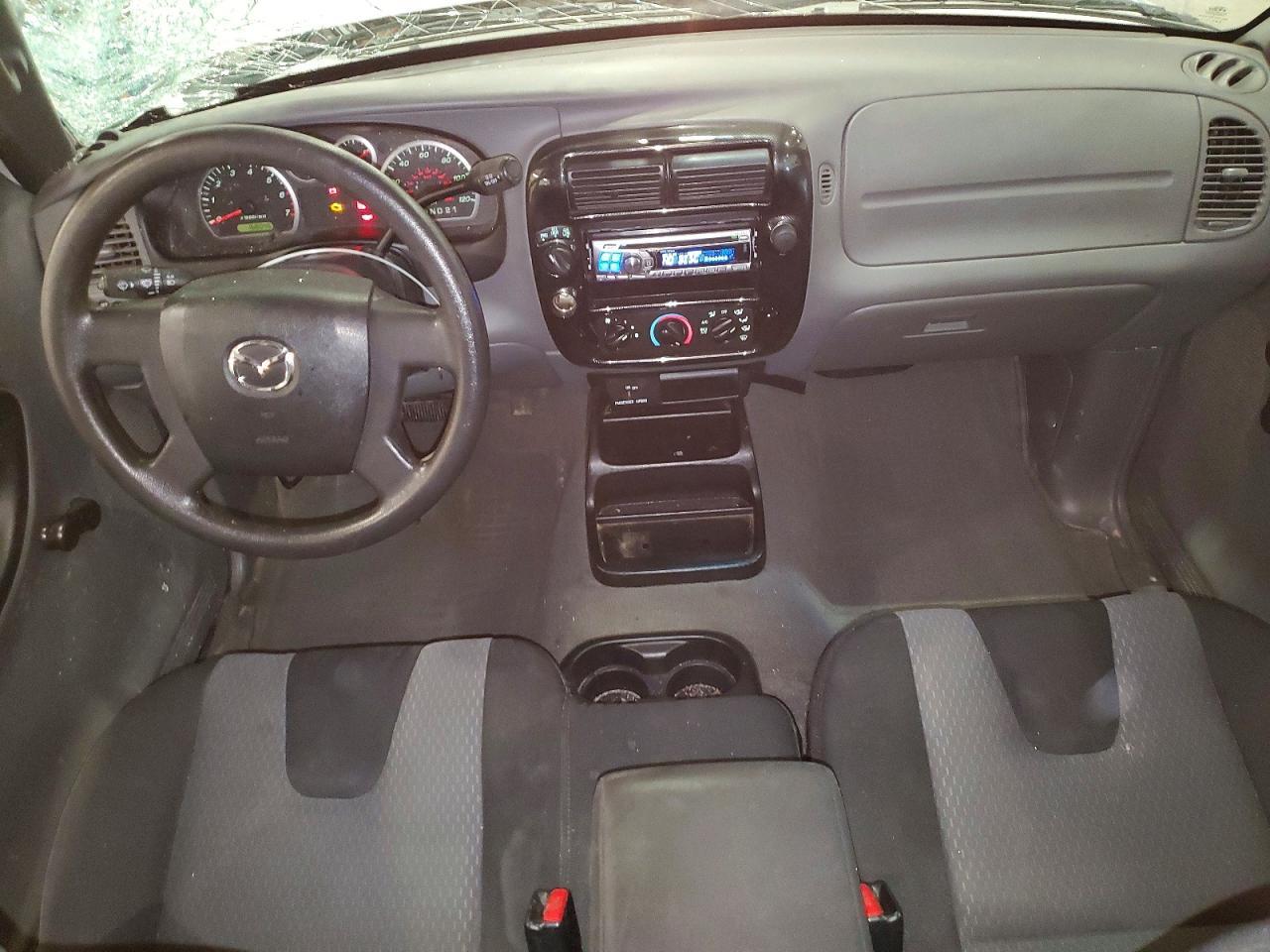 2005 MAZDA B4000