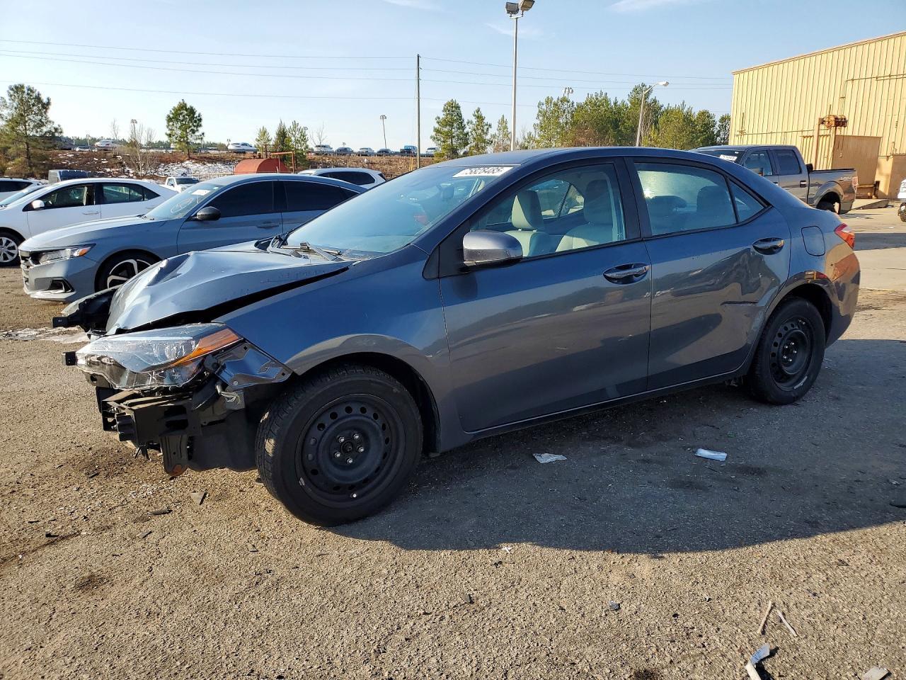 2017 TOYOTA COROLLA