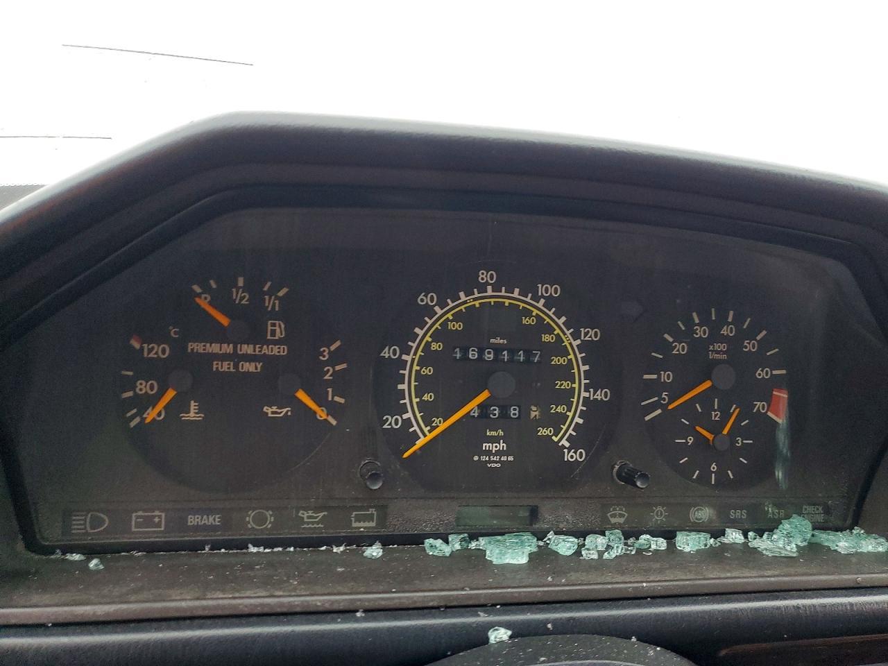 1995 MERCEDES-BENZ E-Class