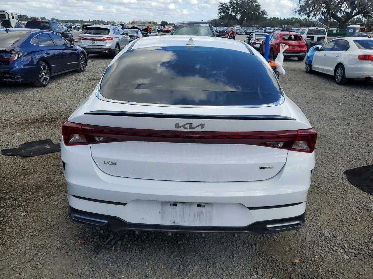 2023 KIA K5
