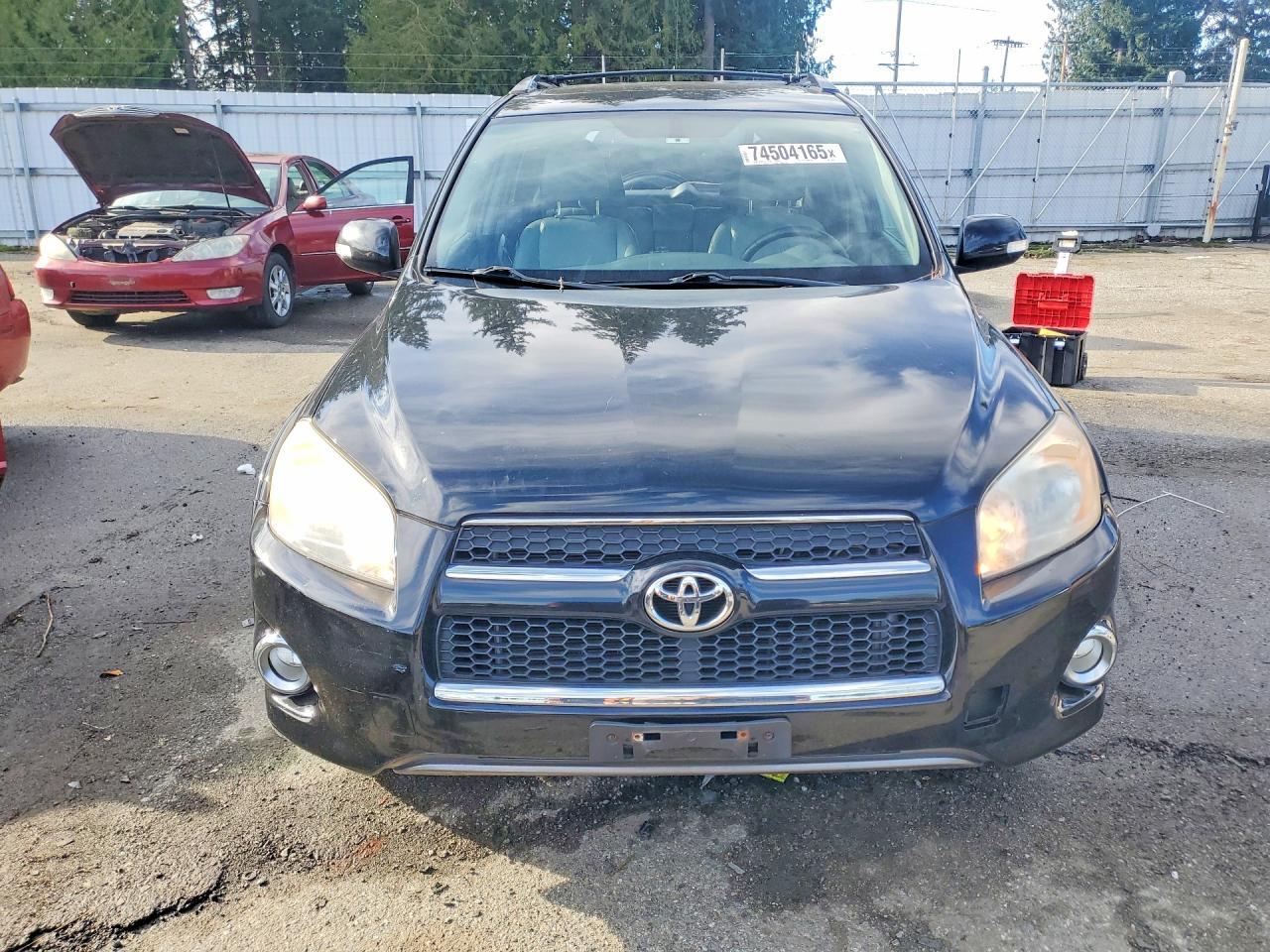 2011 TOYOTA RAV4