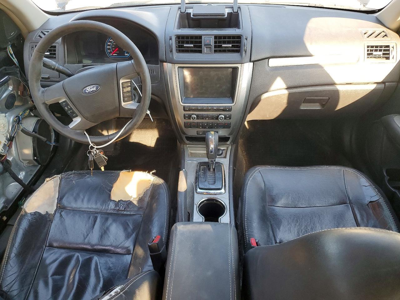 2011 FORD FUSION