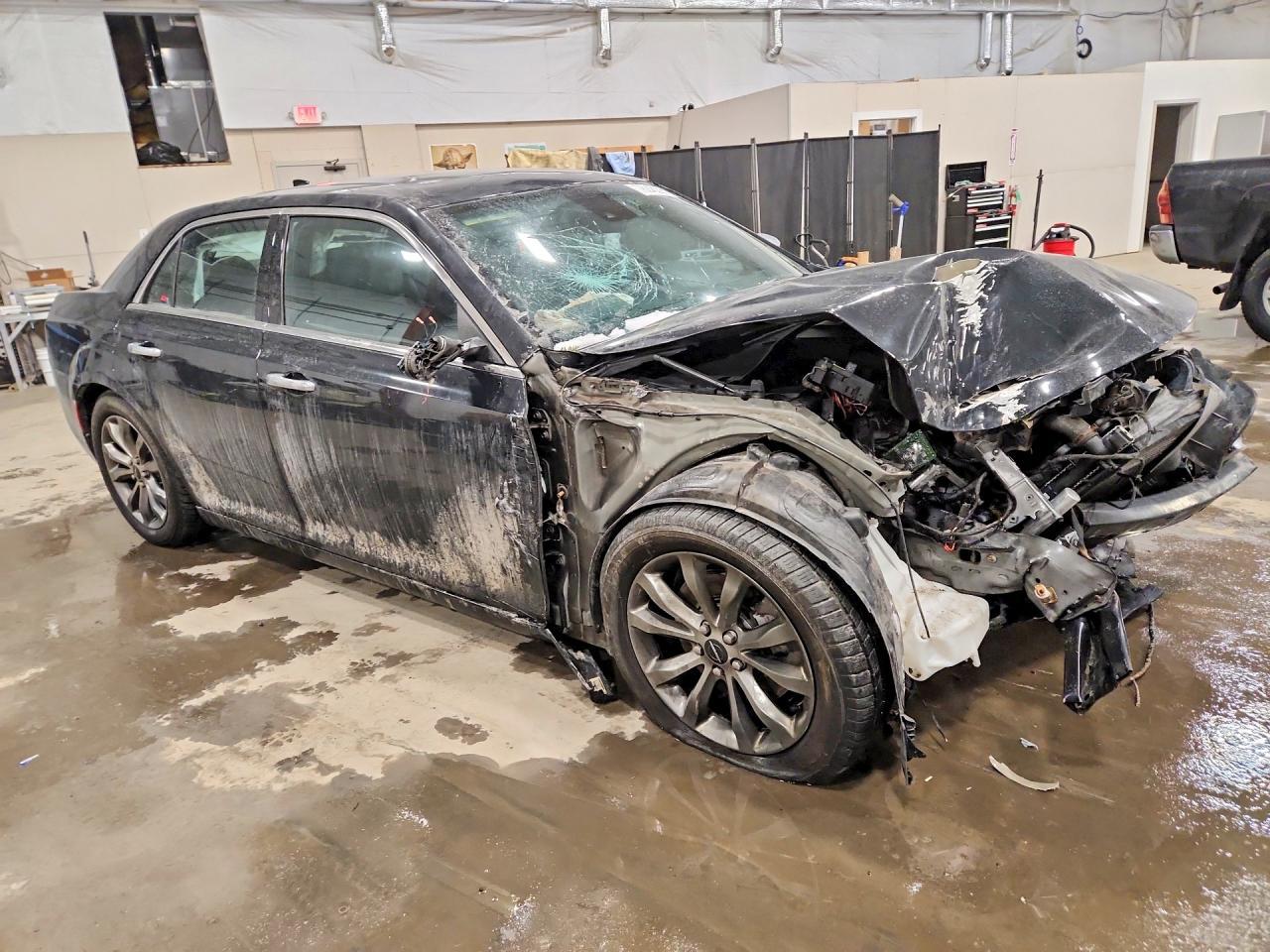 2015 CHRYSLER 300