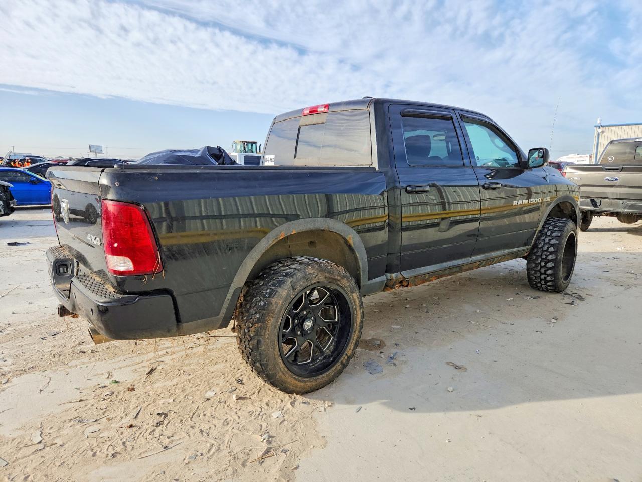 2011 DODGE RAM 1500