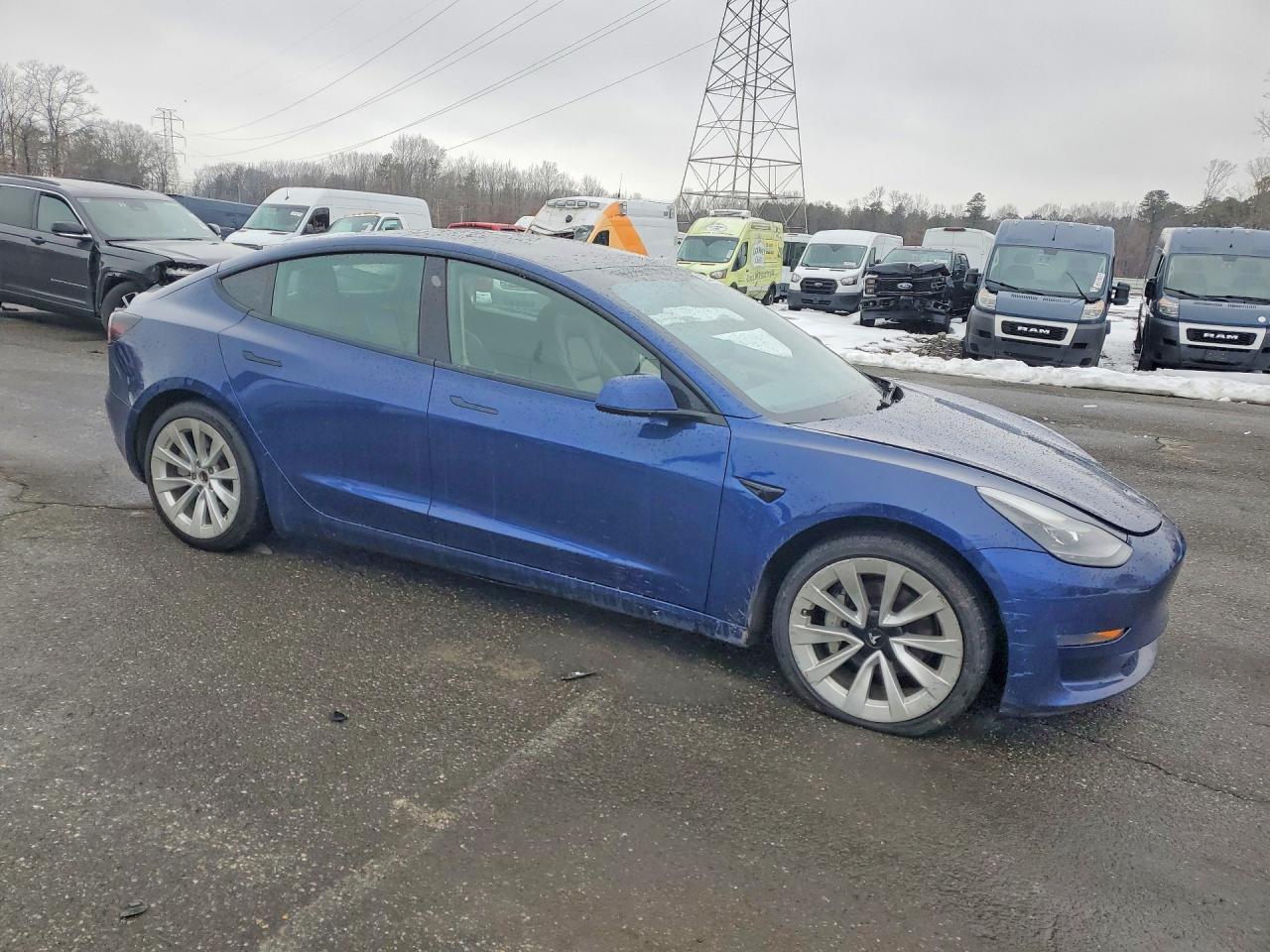 2022 TESLA MODEL 3