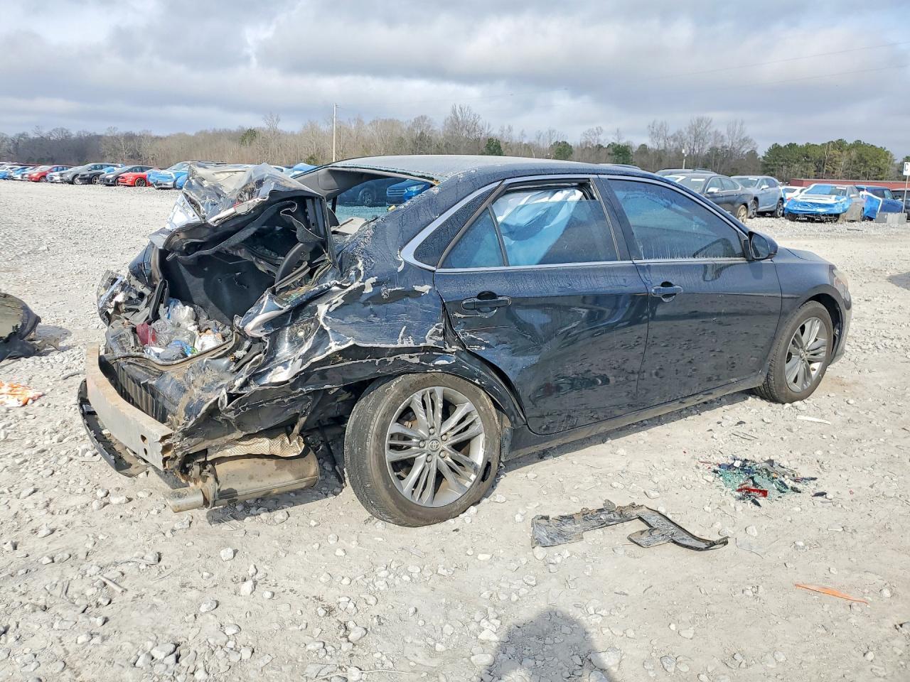 2017 TOYOTA CAMRY