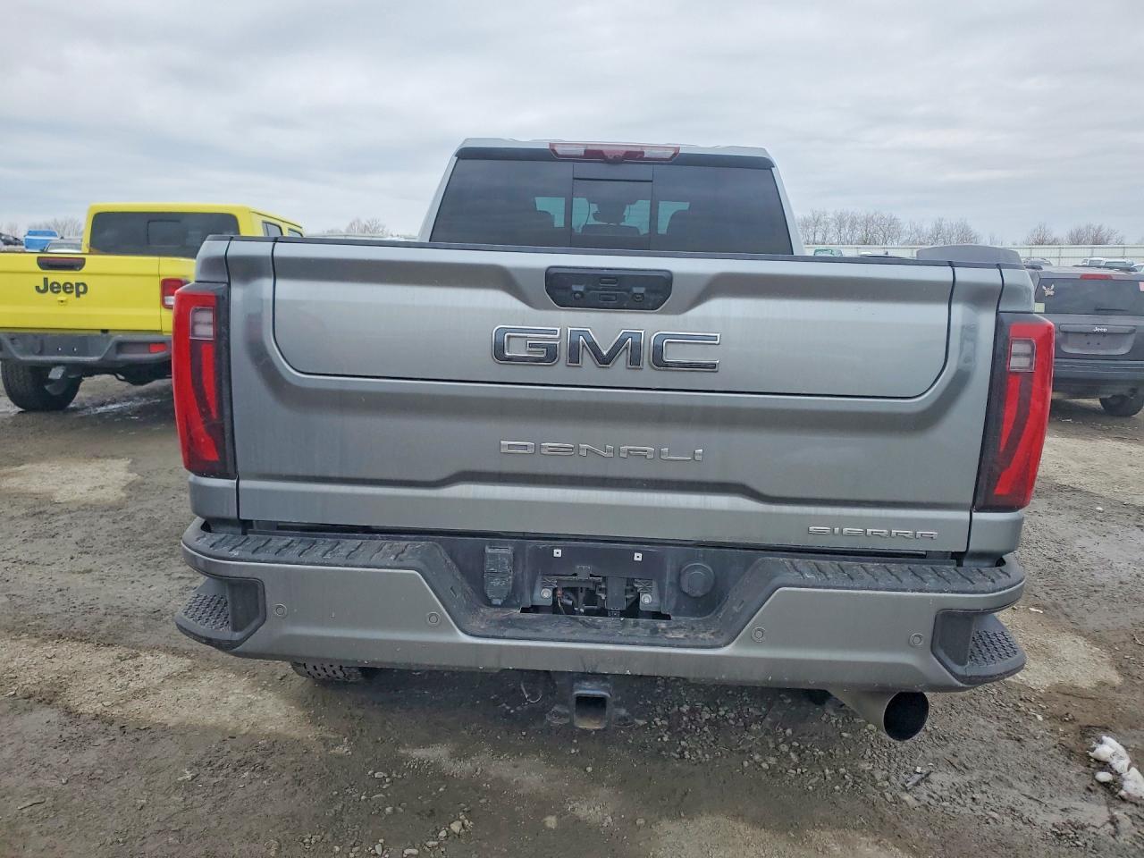 2024 GMC Sierra