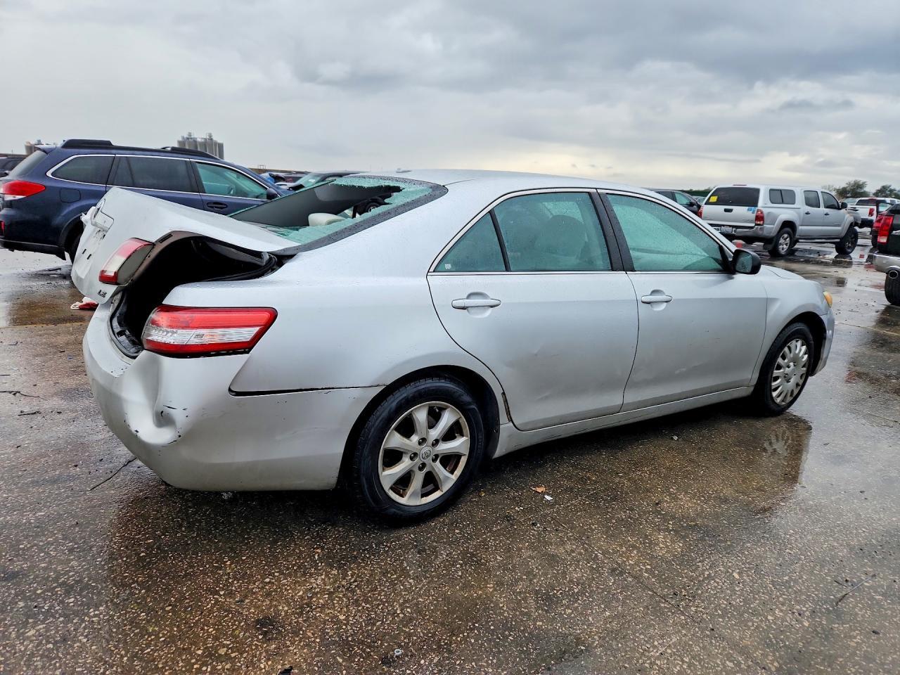 2010 TOYOTA CAMRY