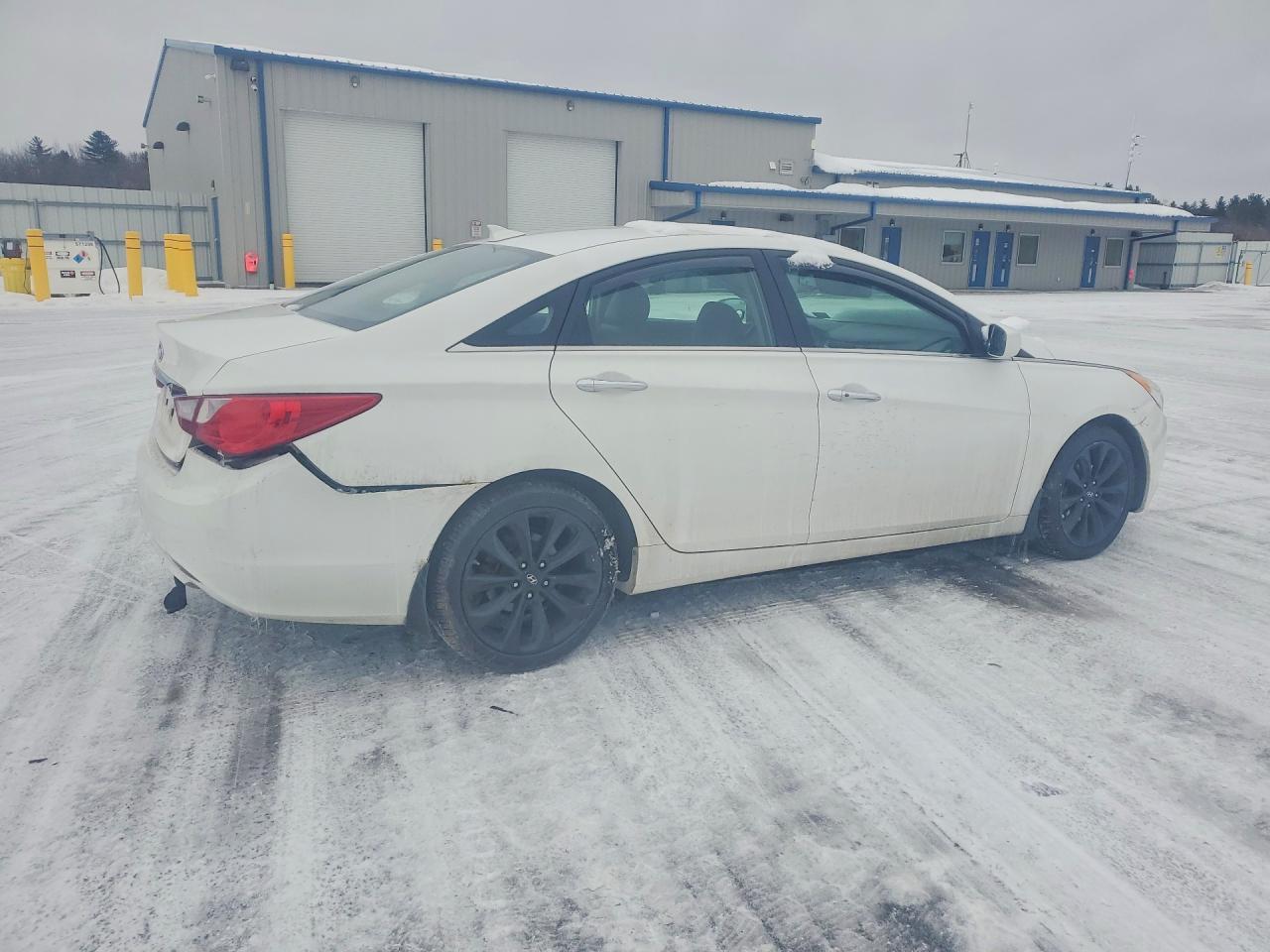 2013 HYUNDAI SONATA